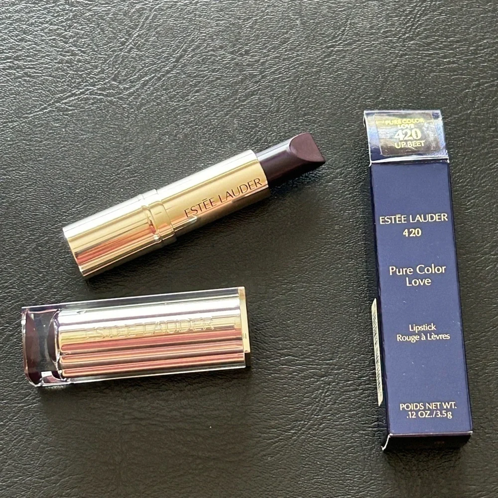 Estée Lauder Pure Color Love LIPSTICK 420 UP BEET (a deep purple matte) BOXED